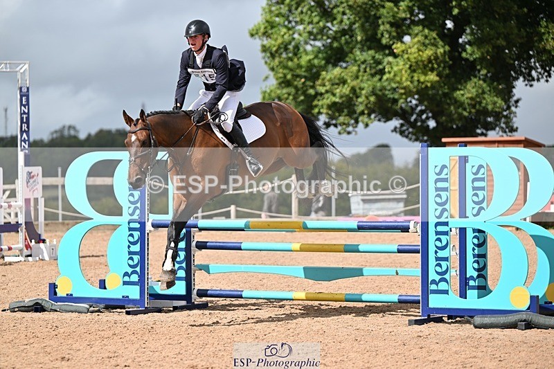 250831-120235-08059 - K-515-Jonny.Lee