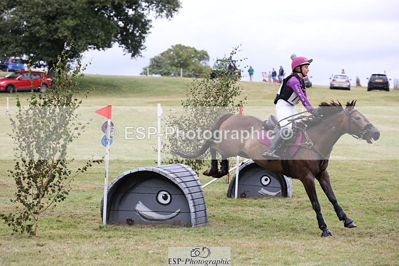 240825X-154634-36343 - 80cm XC 15.30 to 16.30