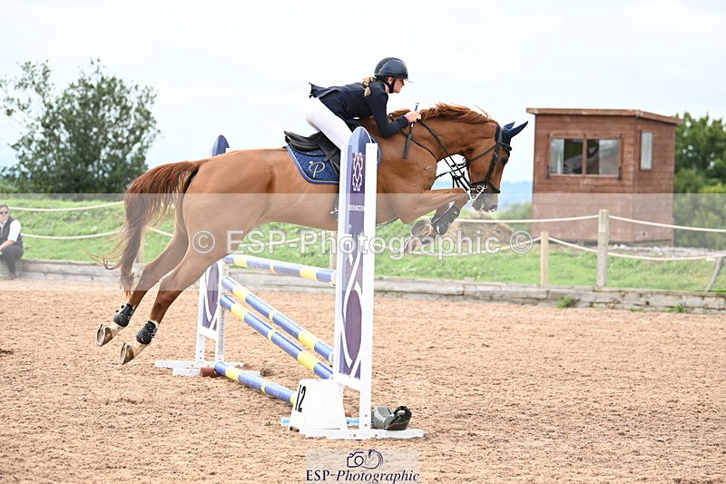 240908A-132852-03999 - Cls 15 U21 Intro 90cm-1.00m  Team Comp