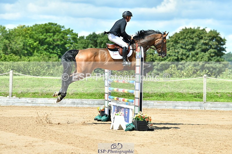 230720A-112904-02144 - Cls 5, 2 Star Medium 1.35m