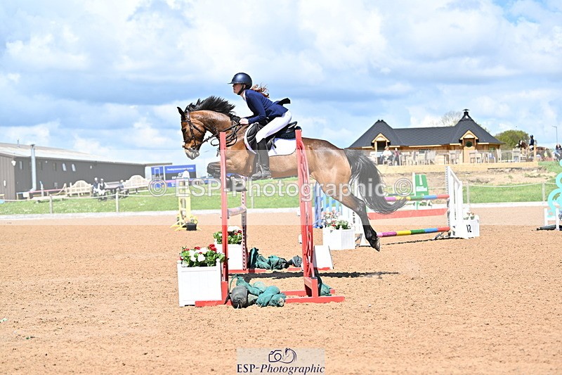 240504A-131239-01717 - Cls 4 Blue Chip Pony Newcomers & 1m Open