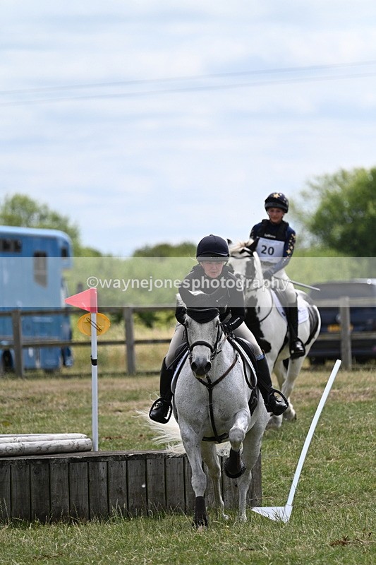 WJ7_5542 - 80cm XC Pairs