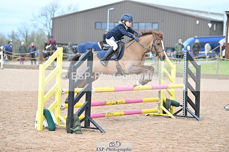 231203A-112910-00840 - Cls 16+17 Club and Schools 80cm