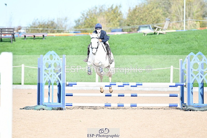 241026A-120425-01133 - SAT Cls 26+27 Club and Schools 90cm