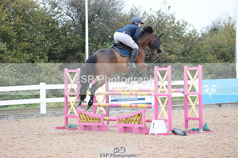 241101A-114537-01480 - FRI Cls 5 Newcomers and 1.10m Open