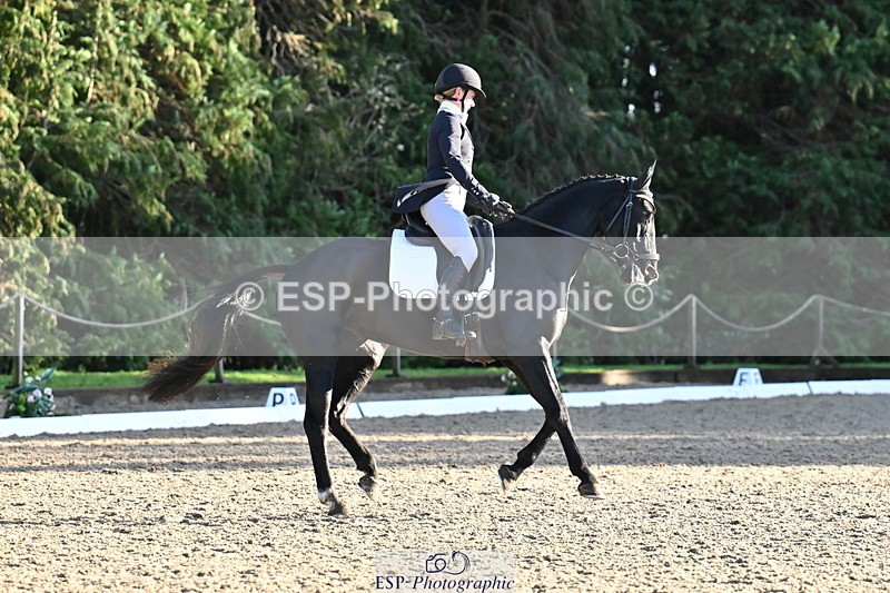251023A-161341-05819 - A-013-Louisa.Lockwood