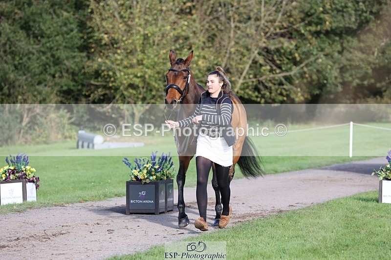 241027-102756-15900 - 594-Miya.Johns-BOWHAYLANDS.SKYFALL