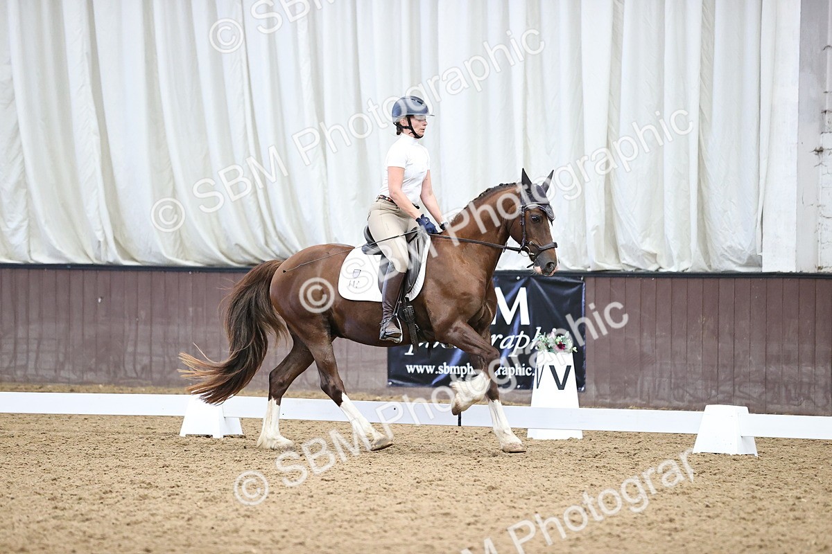 SBM_003619 - Novice 4 - 14.47-16.34