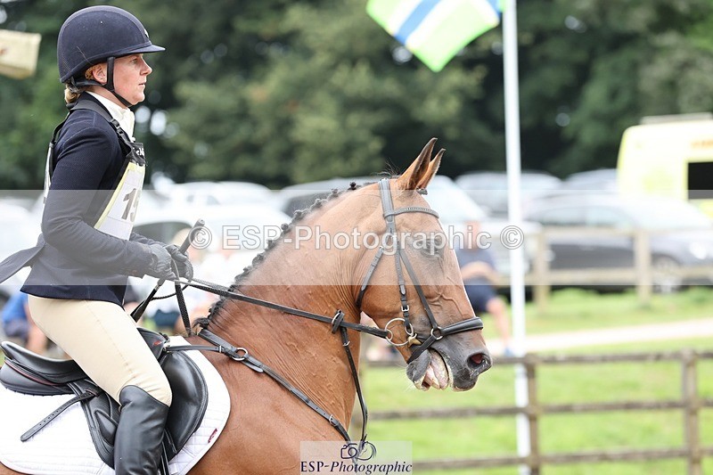 240803-122918-04959 - 152-Suzanne_Ross-FINDATIE_BRACKEN