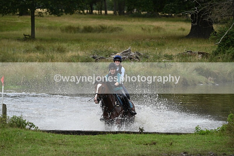 WJ7_3889 - Time at Water 12:52 to 13:22