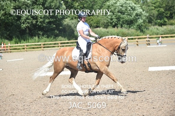 JAC_5069 - CLASS 7 / 8  ELEM 6 / 7