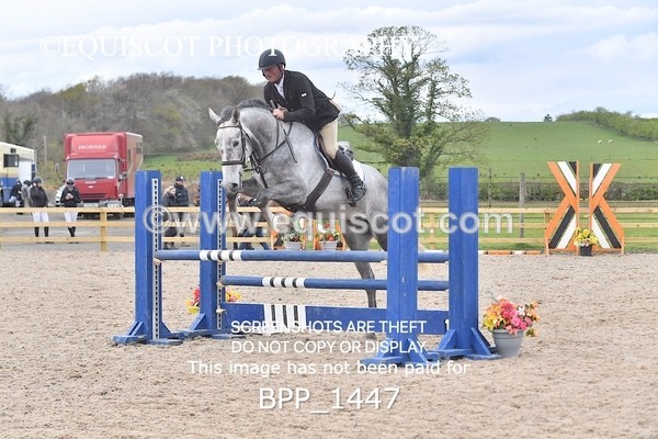 BPP_1447 - CLASS 15 SAT Senior BritiNovice/ 90cm Open