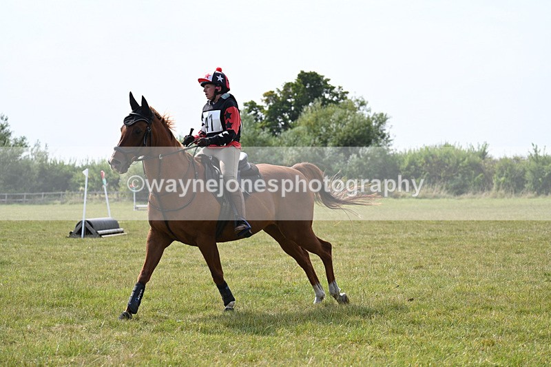 WJ7_7552 - 60cm XC Time 13:54 to 14:20