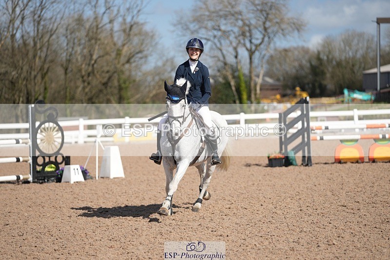 250329-104736-03720 - Cls 20 British Novice and 90cm