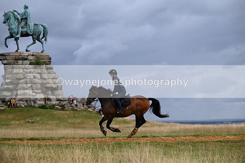 DSC_4727 - Time at Statue 11:10 to 11:42