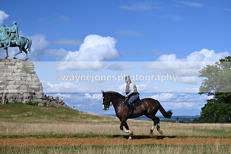 DSC_0174 - Time at Statue 15:58 to 16:05