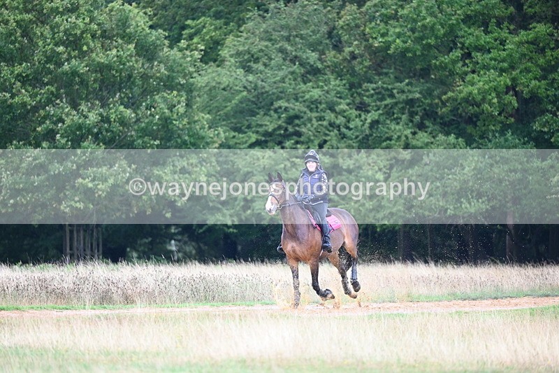 DSC_3912 - Time at Statue 14:56 to 15:05