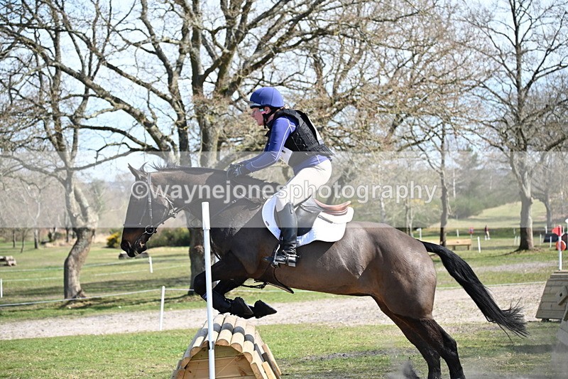 WJ6_2551 - Time 11:00 to 11:24