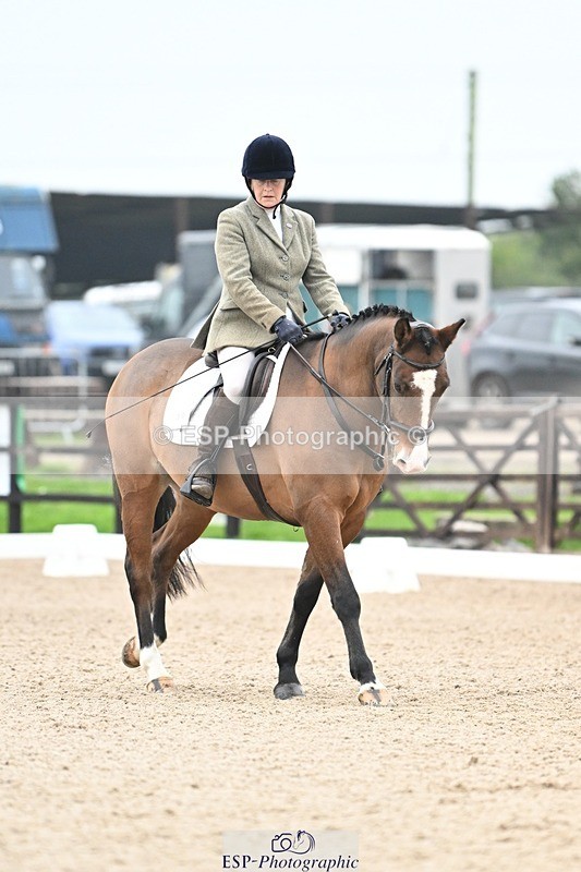 241103-094155-00188 - Intro 3 - 9.40 to 10.40