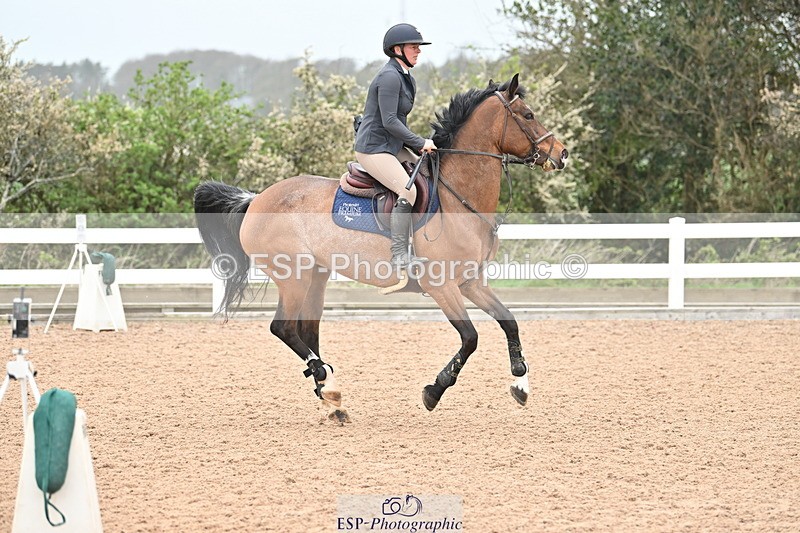 240406A-145233-04038 - Cls 15 Foxhunter