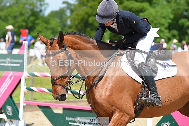 230528-114132-15334 - 327-ROMANTIC-Rosie_Fry-SUNTrotUp+SJ