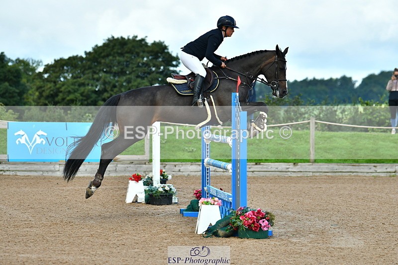 230723A-094619-10646 - Cls 4, 2 Star Small 1.30m