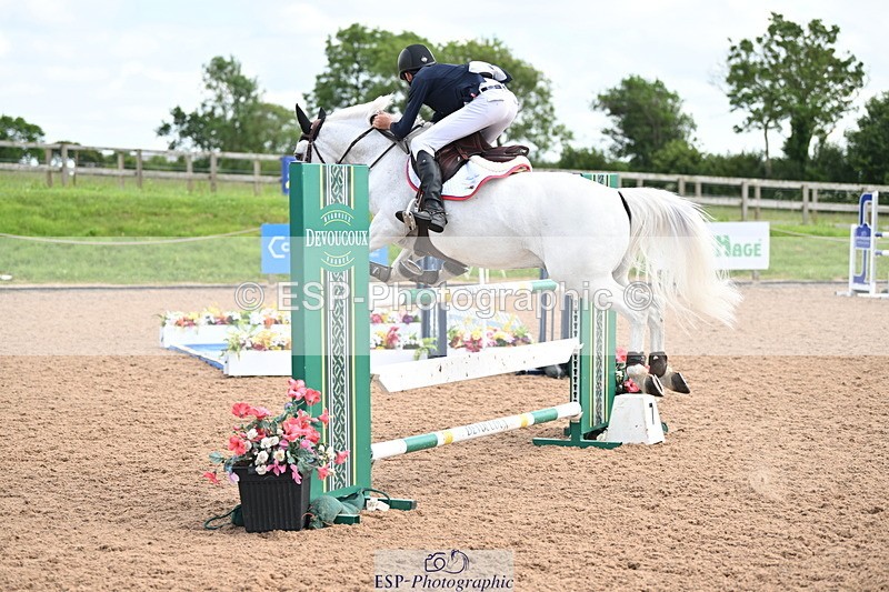 240630A-142334-14136 - Cls 25 HOYS 138cm Qualifier