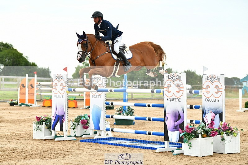 230720A-160624-04180 - Cls 9, 2 Star Big 1.40m Start to break