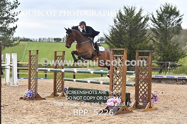 BPP_5226 - CLASS 19 SUN Senior Foxhunter/ 1.20m Open