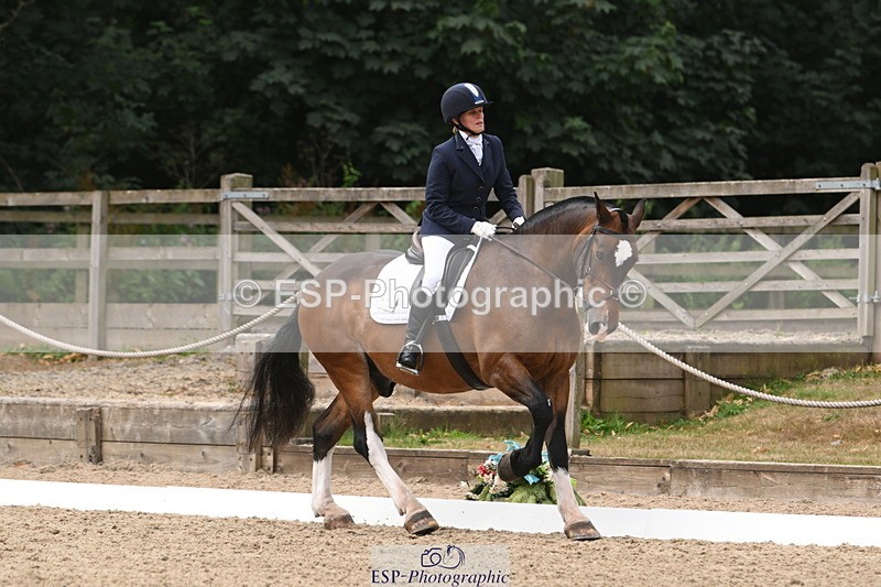 250719A-120210-04546 - 026-Carol.Quantrill-Cormoy.Lad