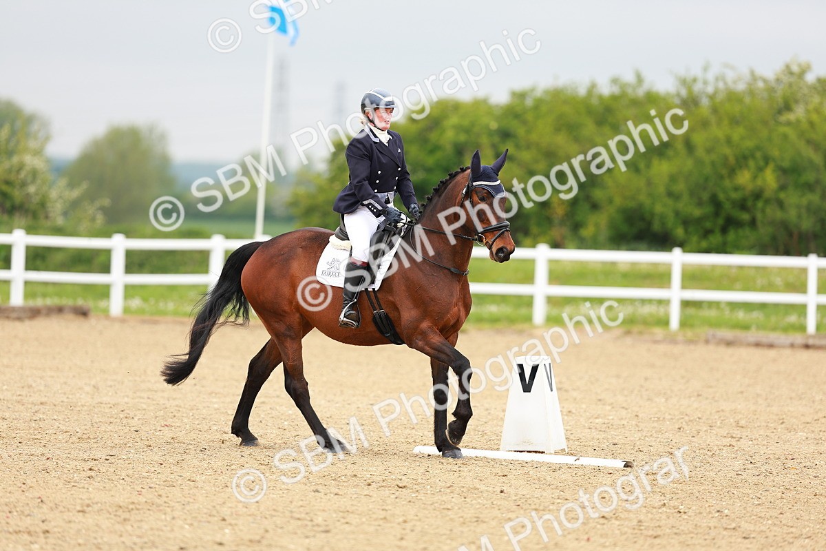 SBM_004648 - Class 15 - Novice 5