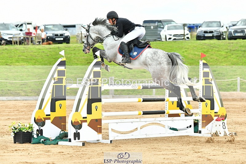 230720A-124502-02939 - Cls 33, 7 Yr Olds 1.30m