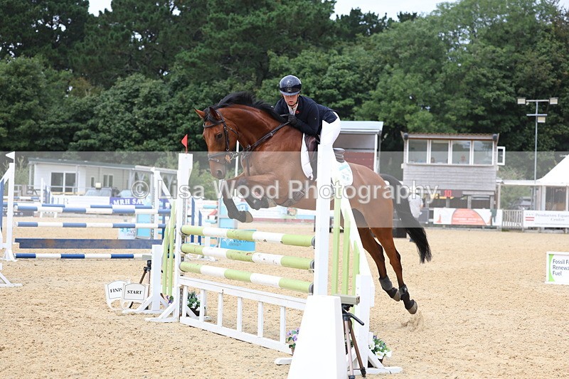 3E7A6284 - Class 8: Senior Newcomers/1.10m open
