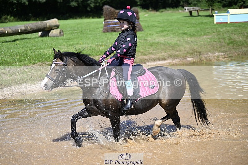 240728B-112206-00988 - Theo's Group XC