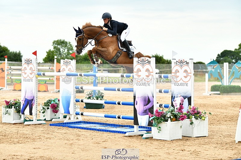 230720A-155021-04056 - Cls 9, 2 Star Big 1.40m Start to break