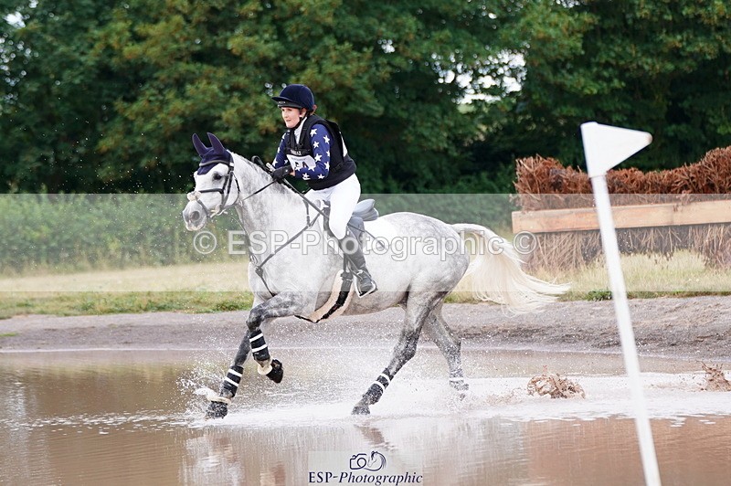 250802A-125440-04174 - B-054-Sophie.Aldrich-SHANNONDALE.MUNDY