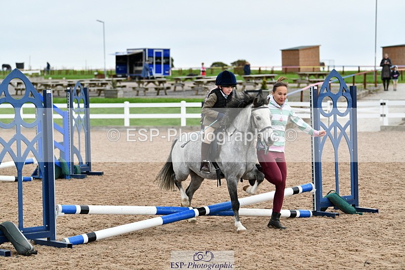 241013B-090619-00100 - Cls 1 Clear Round