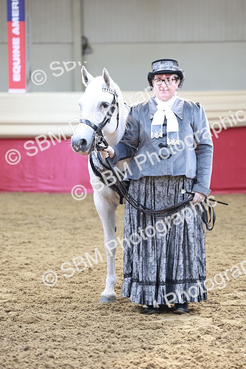 SBM_12110 - Class 103 - IH Costume