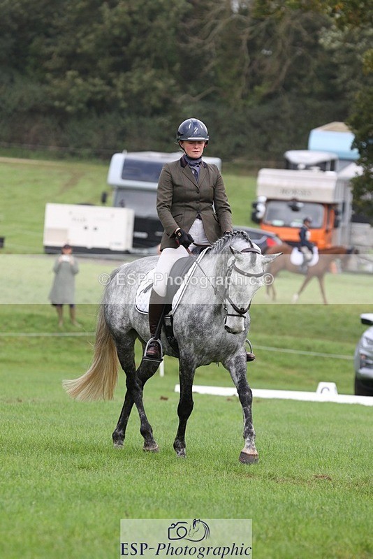 231019-152902-04882 - 553-HARLEQUIN.RABBIT-Althea.Bleekman-DR