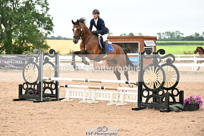 240802A-084329-03218 - Cls 21 A&B Brit Nov & 90cm Open