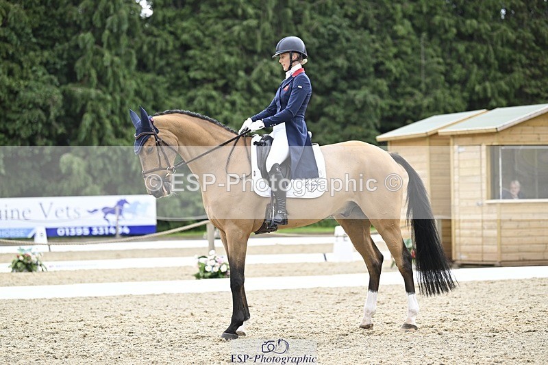 000101-200955-04097 - 418-REHY_DJ-Yasmin_Ingham