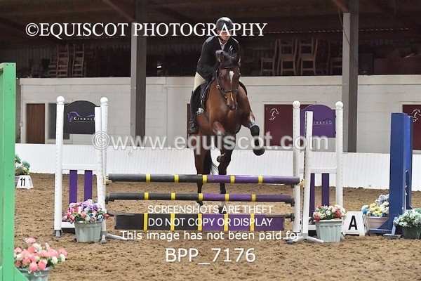BPP_7176 - CLASS 4 Senior BritiNovice/ 90cm Open
