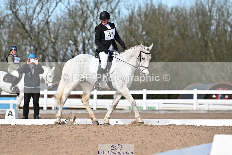 240324A-135406-03523 - Novice 28, 13.00 to 14.00