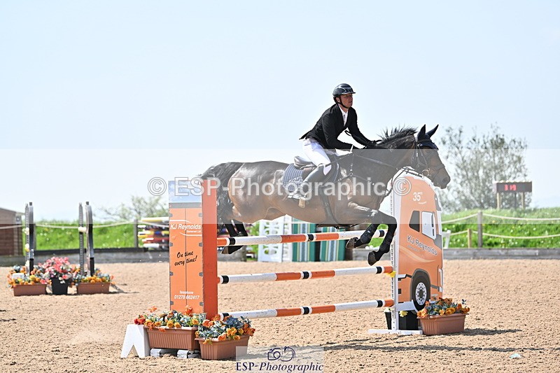 240511A-131356-13256 - Cls 35 Big Star 1st Jump Off