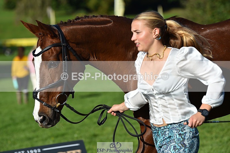 231022-111526-23844 - 564-JANA.DE.CAVAIGNAC-Rosie.Kendall-TrotUp+SJ