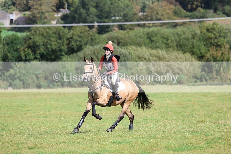 3E7A6652 - Class 1: Trebudannon Open: Pheasant Feeder