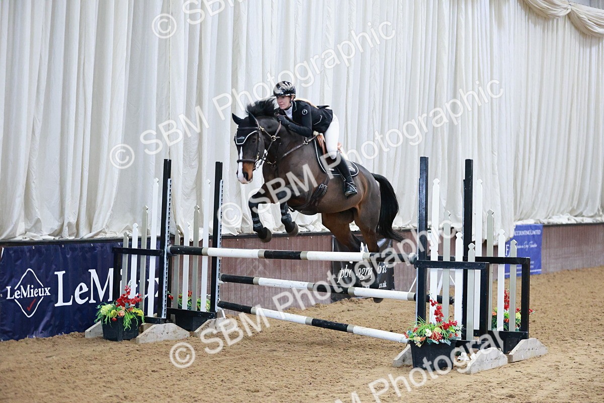 SBM_003868 - Class 11 - Senior Newcomers - 1.10m