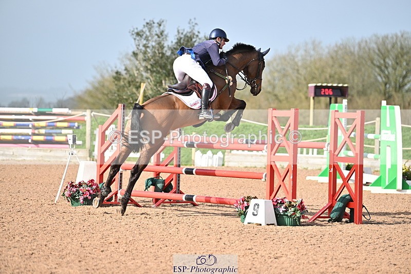 240315A-100010-00160 - Cls 1 Seniors 1.05 and 1.10m Open