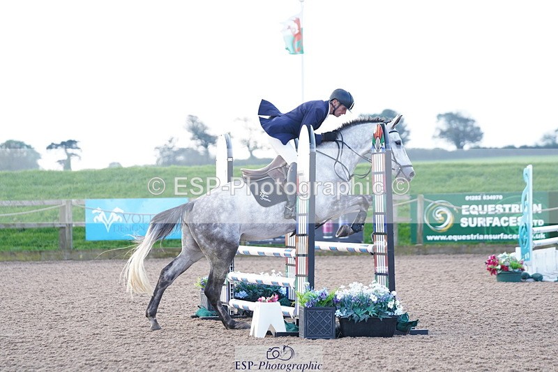 241005A-093422-04299 - SAT Cls 8 Snr British Novice & 90cm Open