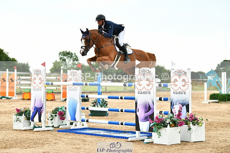 230720A-160623-04179 - Cls 9, 2 Star Big 1.40m Start to break